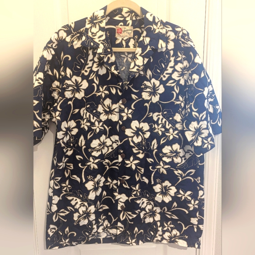 Hilo Hattie The Hawaiian Original  Hawaiian‎ Shirt Navy Pocket Size L